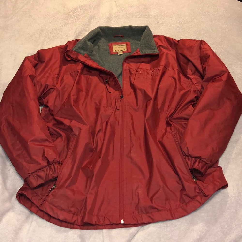 Winter Coat / Wind Breaker
